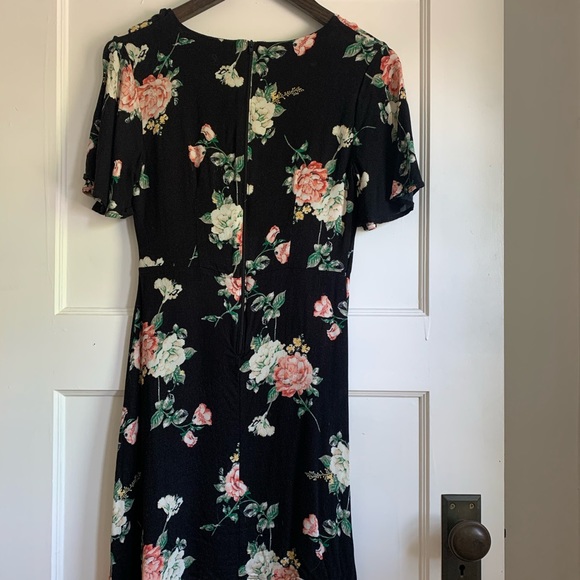 Summer floral wrap dress - Picture 2 of 2